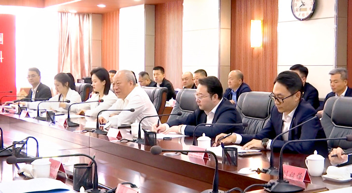 嚴介和理事長同新疆塔城地委副書記、行署專員阿依丁會談 2.png