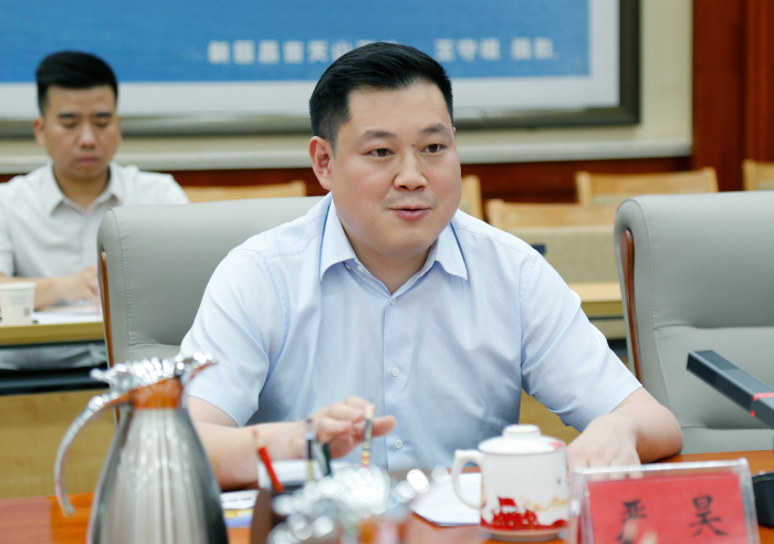 20230728嚴昊出席太平洋建設與新疆昌吉回族自治州人民政府簽約儀式5.jpg