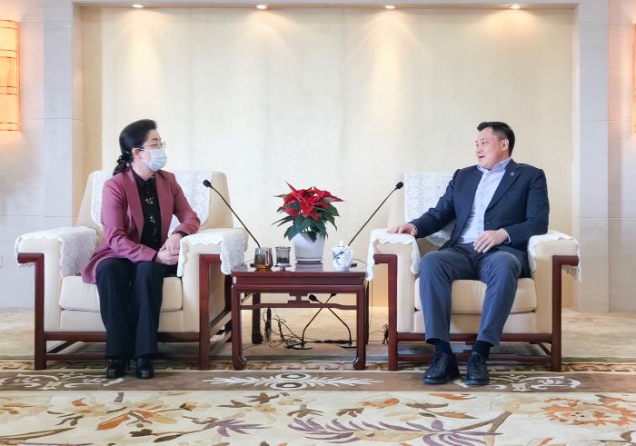 政協主席1.jpg