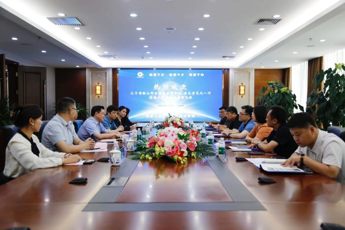 太平洋建設(shè)與遼寧省鞍山市臺(tái)安縣人民政府簽訂戰(zhàn)略合作協(xié)議1.jpg