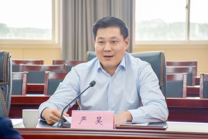 3月14日，太平洋建設與河源市燈塔盆地農高區交流座談會在廣東河源召開，太平洋建設董事局主席嚴昊與燈塔盆地農高區管委會主任張春慧就深化合作展開交流 (3).jpg